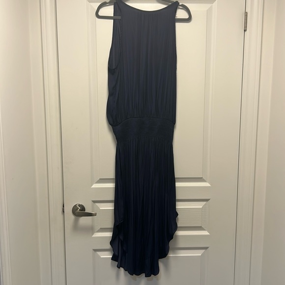 DO & BE Women's Navy Smocking Dress Pleated Detail - Picture 1 of 4